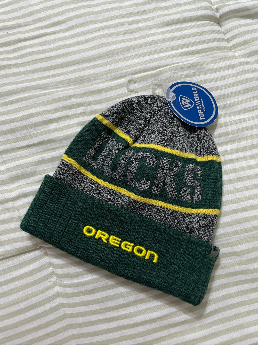 New Men's Top of the World Yellow Heather Green Oregon Ducks Cuffed Beanie Hat